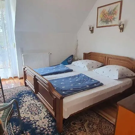 In 40425 Apartament