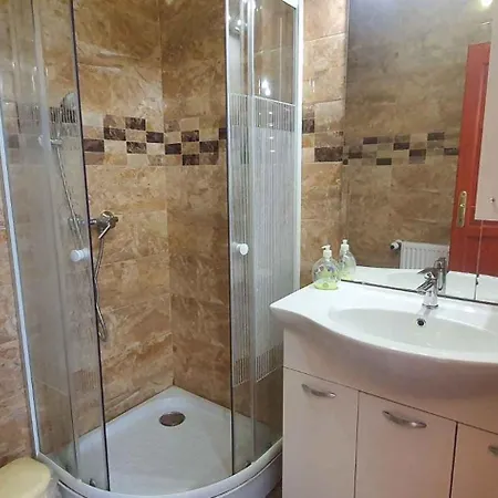 In 40425 Apartment