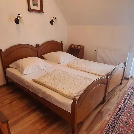 In 40425 Apartment