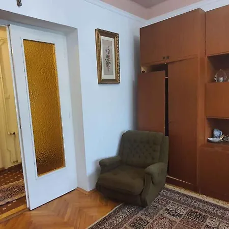 Apartament In 40425